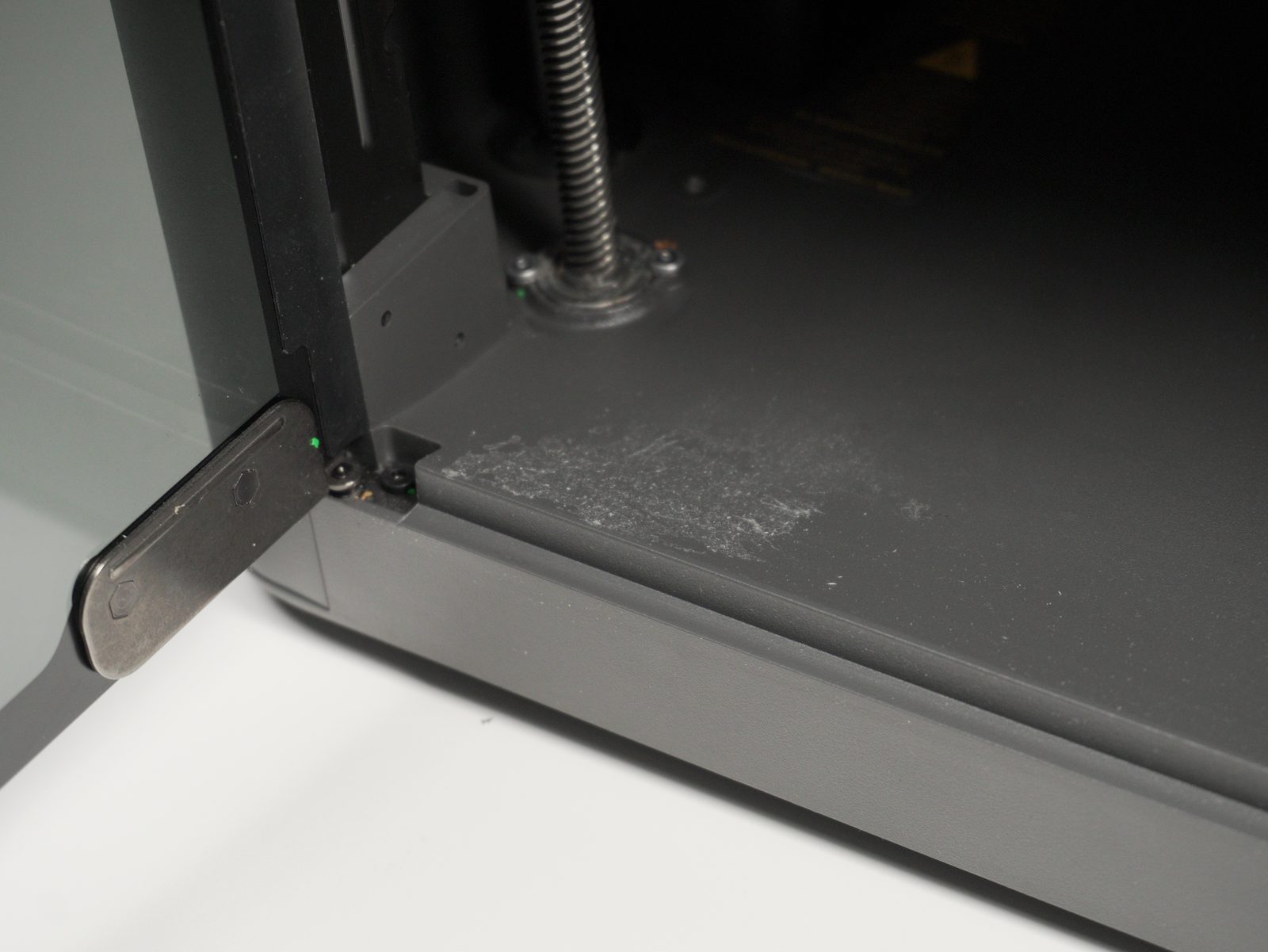 Printer chamber before the tape is applied