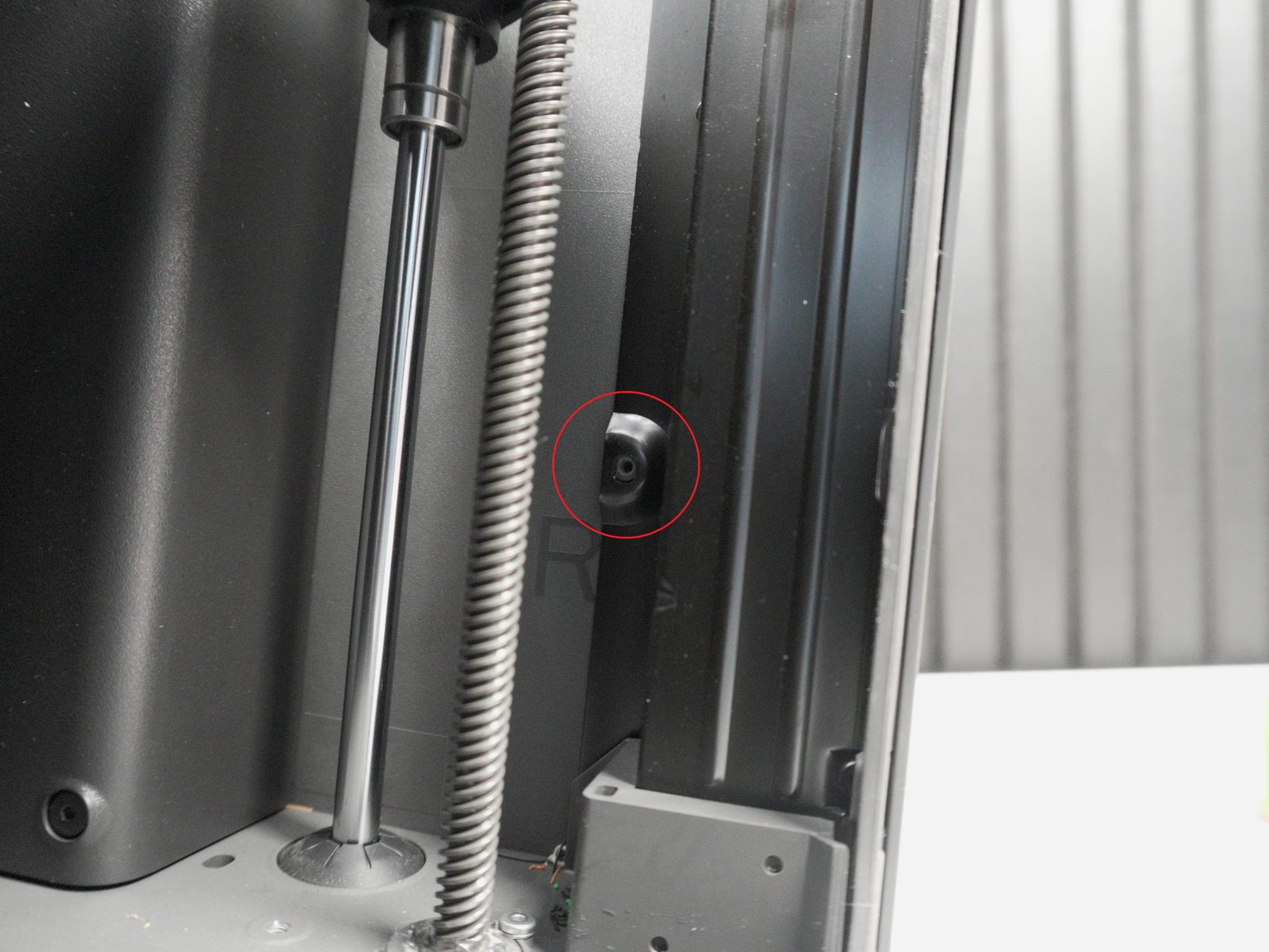 BT3 x 6mm screw mount point inside the printer chamber, circled in red, before the bender is installed