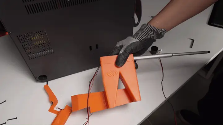 Tilted foot secured in place