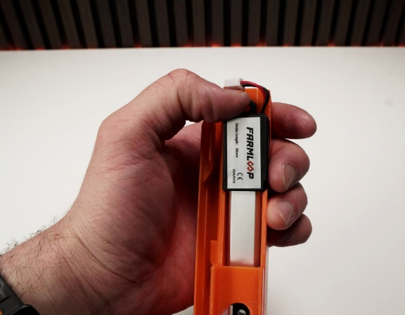 Actuator inserted into the bender holder