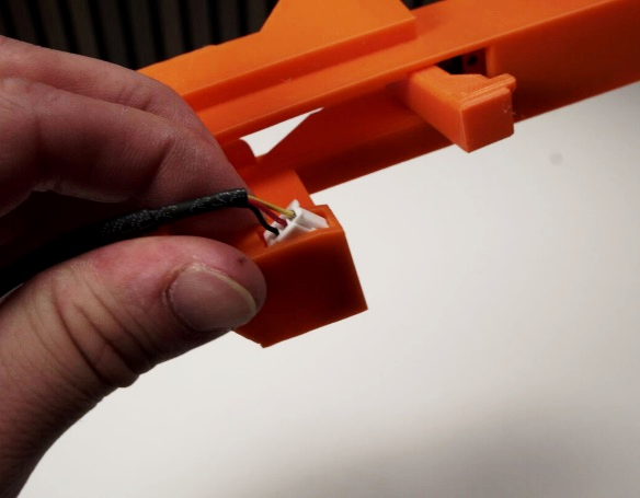 Connecting the limit-switch cable to the sensor