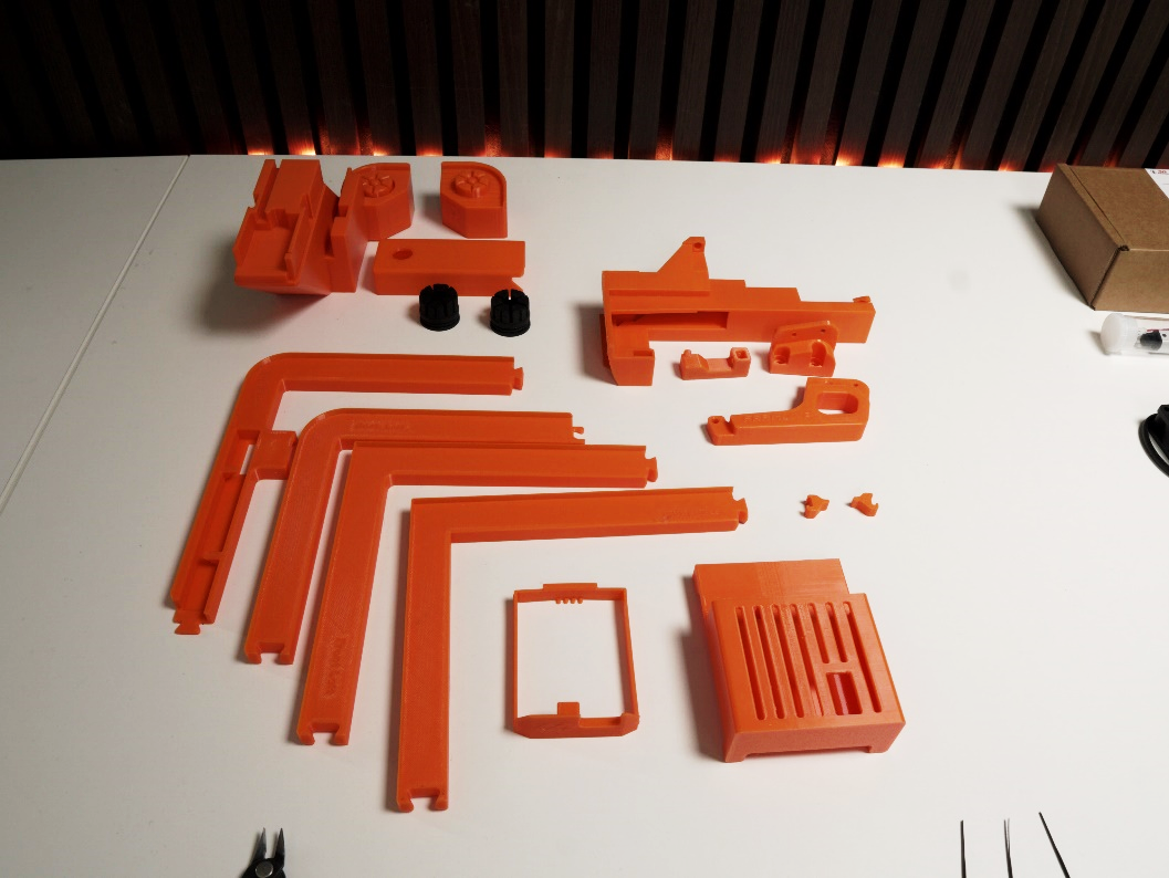 Printed parts and hardware overview