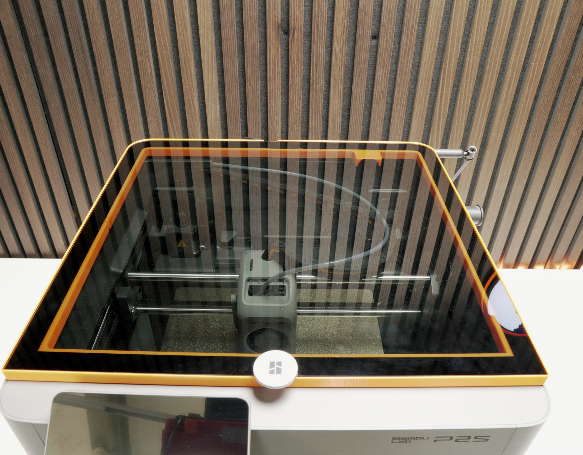 Top glass inserted into the frame