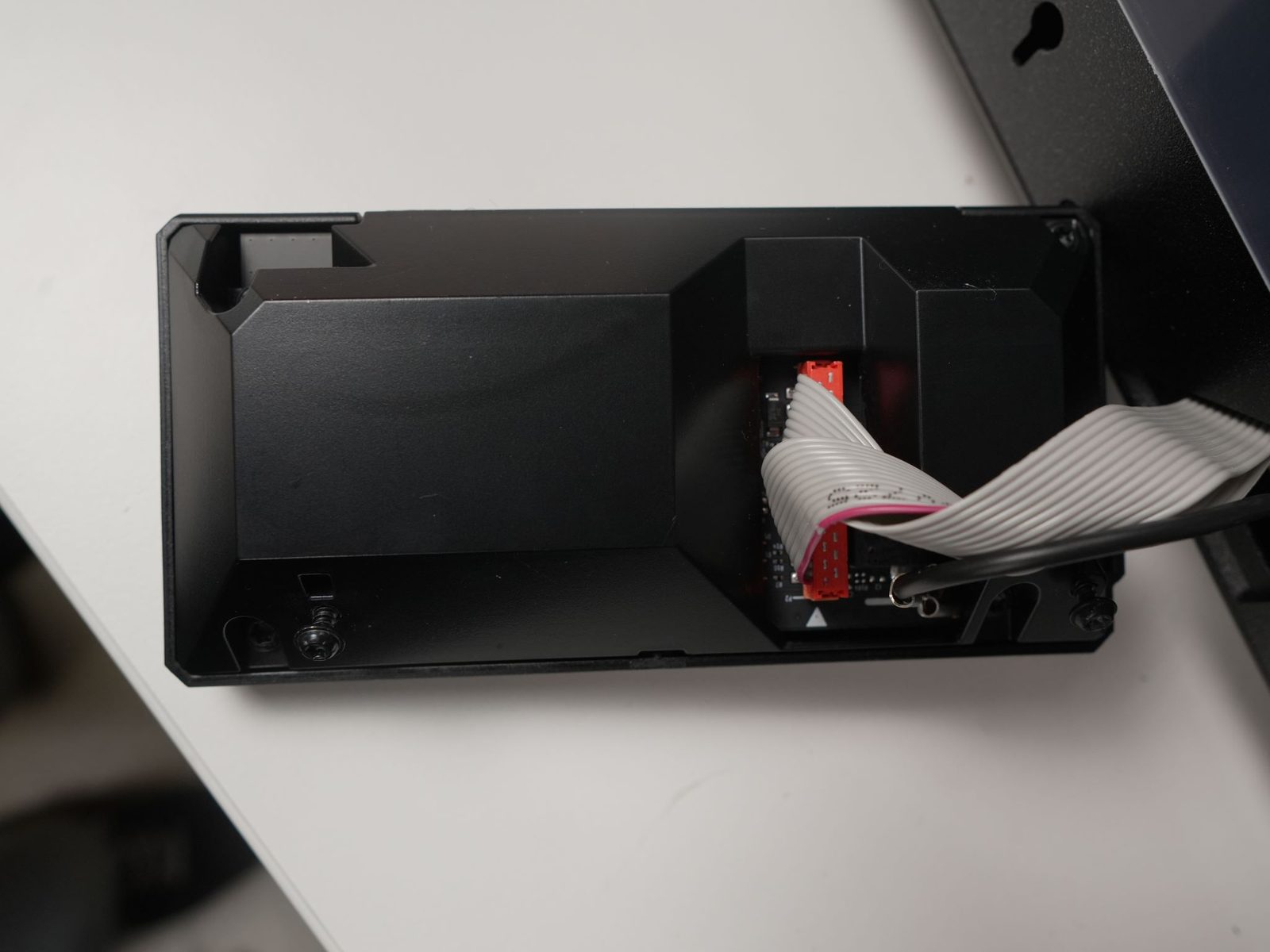 Touchscreen detached from the printer