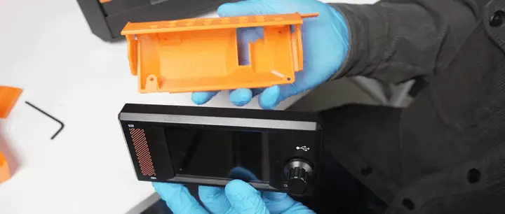 Replacing the touchscreen back cover with the printed part