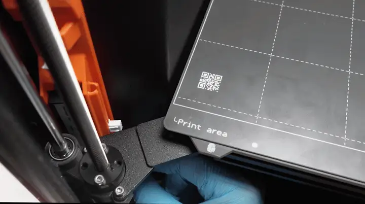 Guiding the limit-switch cable through the bender holder