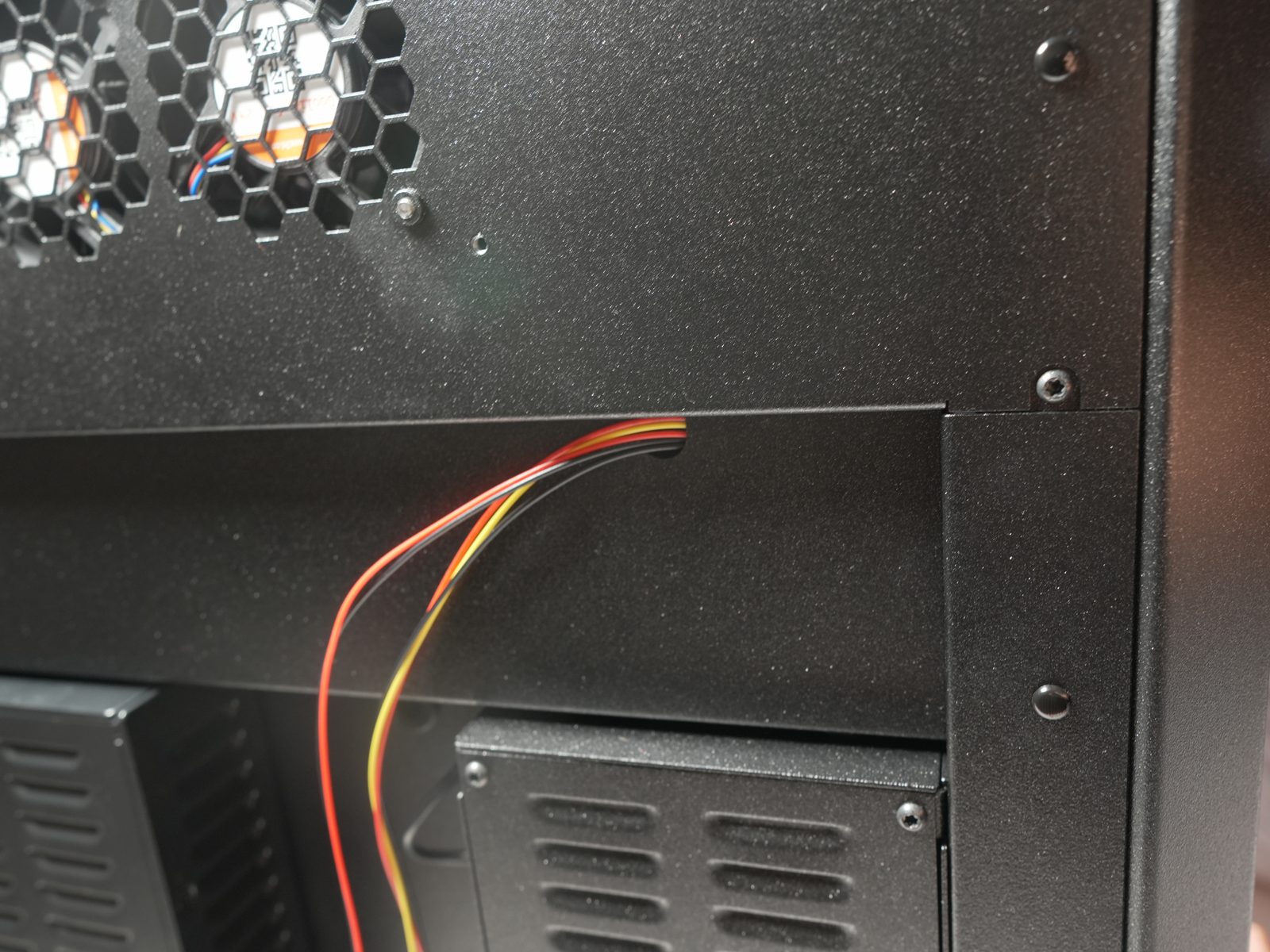 Pulling out the loose part of the wire harness